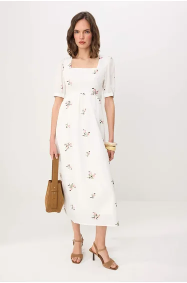فستان ترينديول أبيض ميداكسي على شكل حرف A بطبعة أزهار