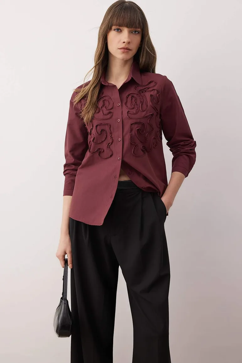 Burgundy textured oversize woven shirt Trendyol : Blouses & Shirts :  VogaCloset Oman