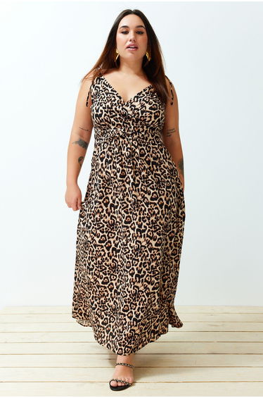 Trendyol Curve Plus Brown Animal Print Maxi A-Line Dress