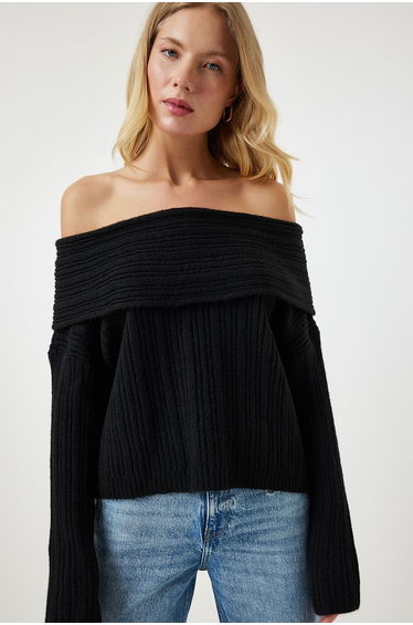 Women's Black Madonna Collar Knitwear Sweater