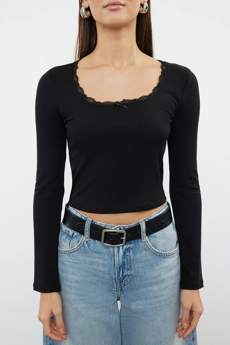 Black Neck Lace Detailed Crop/Short Knitted Blouse - 9