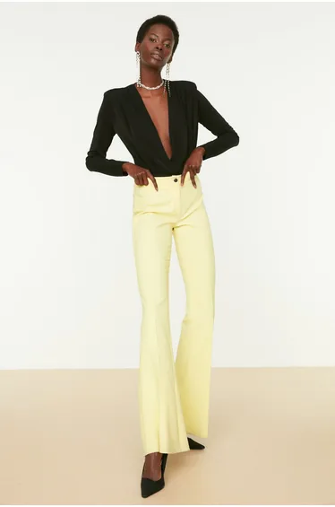 بودي سوت لون أسود 