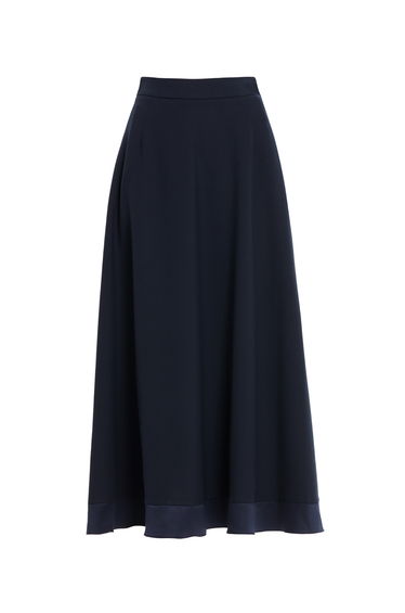 Hemline Trimmed Long Black Flared Skirt