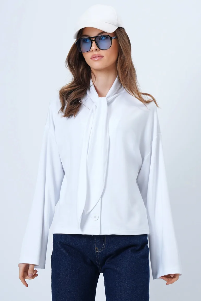 Women's White Scarf Detailed Buttoned Jacket - 4