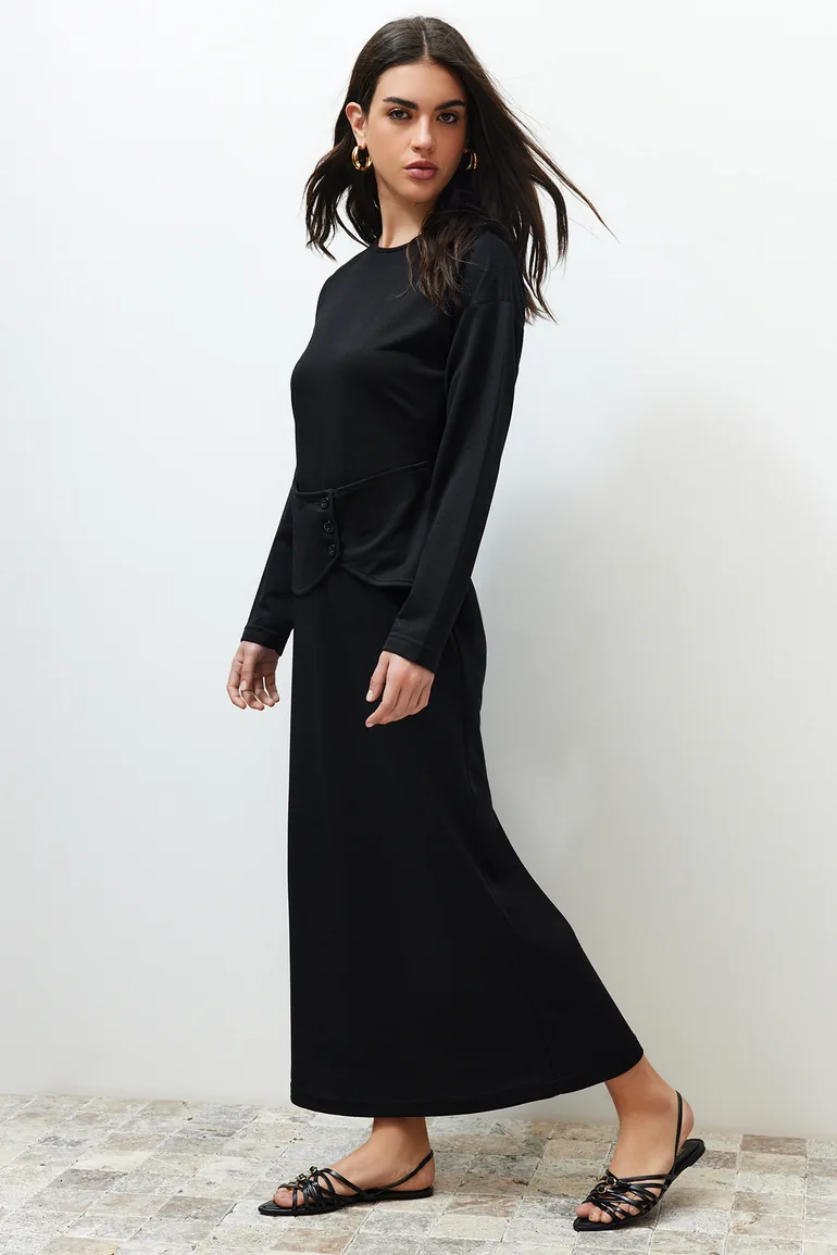 Black Plain Knitted - 1