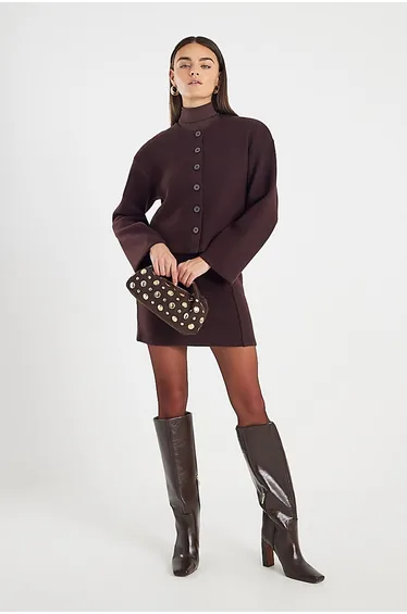 كارديغان بني بأكمام طويلة