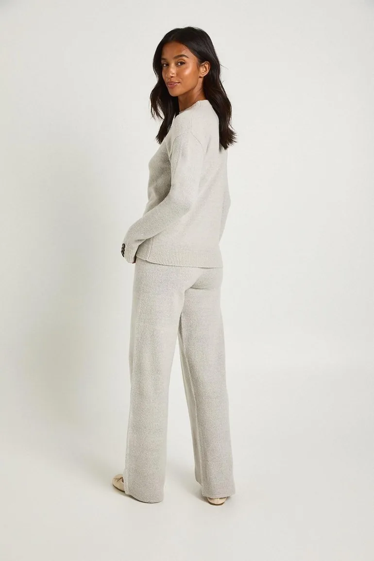 Petite Super Soft Button Cuff Detail Oversized Jumper and Wide Leg Trouser Co-Ord - grey - 2