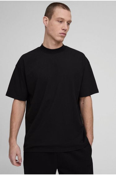 Basic Oversized Extended Neck T-Shirt - black