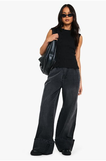 HEAVY RIB BUTTON THROUGH SLEEVLESS TOP - black