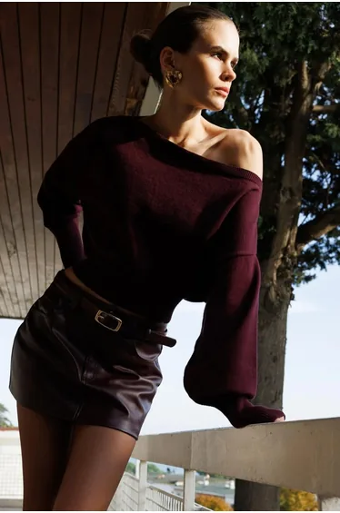 MIXRAY Asymmetric sweater with ribbed hem