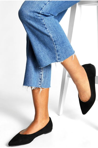 Pointed Ballet Flats - black