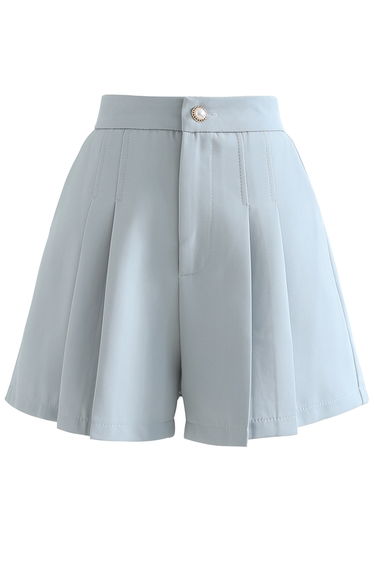 Side Pocket Pleated Shorts in Blue