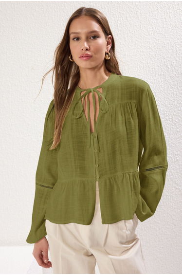Khaki Cotton Textured Fabric Laced Sleeve Regular Regular Fit Woven Shirt