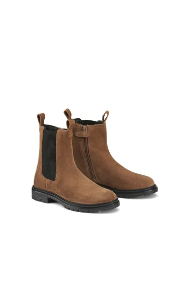 Leather Chelsea Boots with Zip Fastening