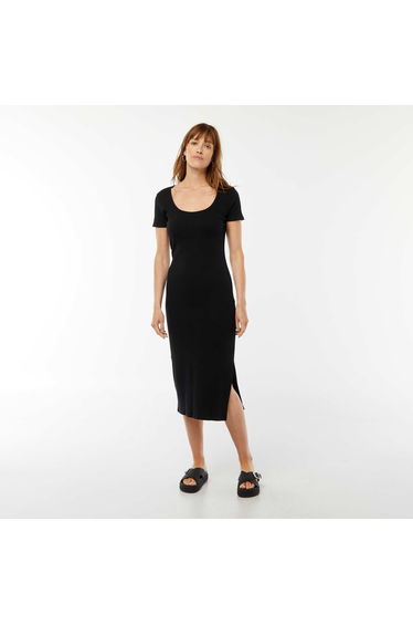 Short-sleeved midi dress with slit BLACK