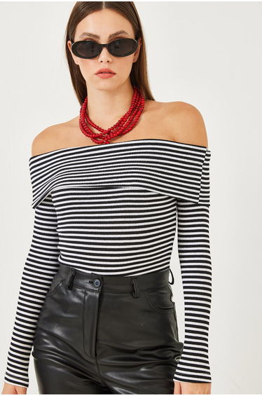 Women's Madonna Collar Striped Ribbed Long Sleeve Blouse