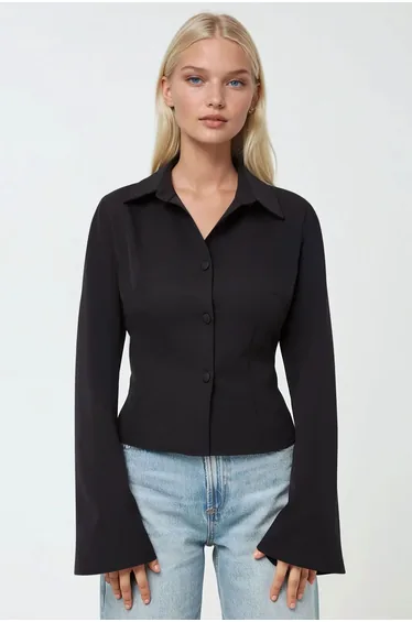 قميص قطن بأكمام طويلة