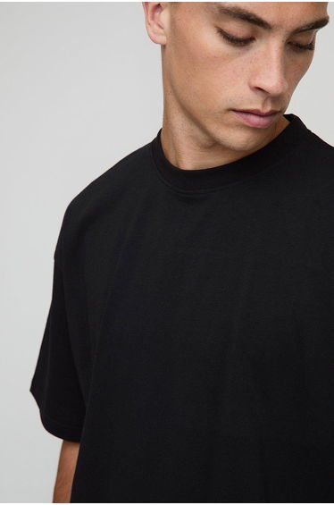 Basic Oversized Boxy Crew Neck T-Shirt - black