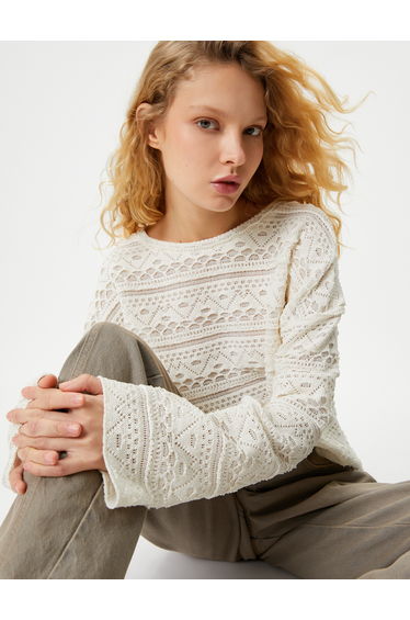 Long Sleeve Slim Fit Embroidered Textured T-Shirt