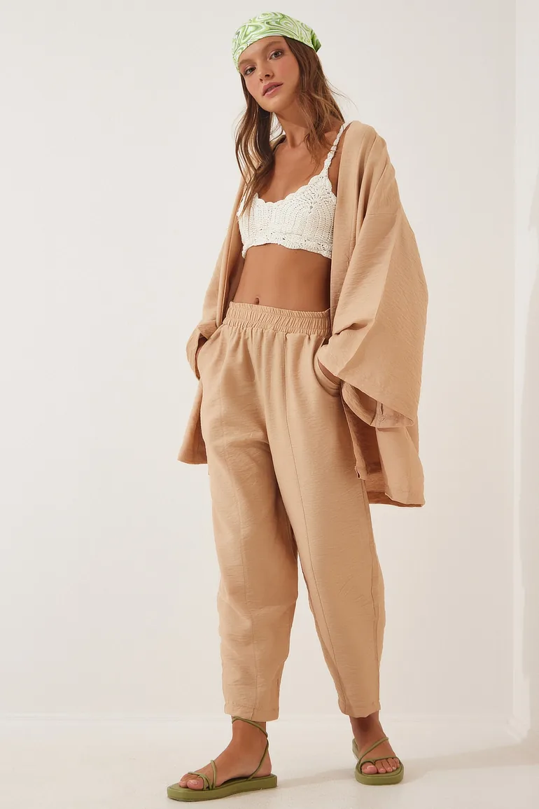 Women's Biscuit Kimono Pants Suit - 1