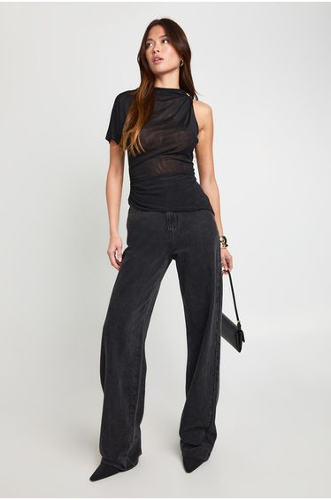 Asymmetric Trim Shoulder Detail Top - black