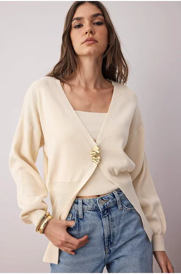 Ecru Button Detailed Wide Pattern V-Neck Knitwear Cardigan-Blouse Set