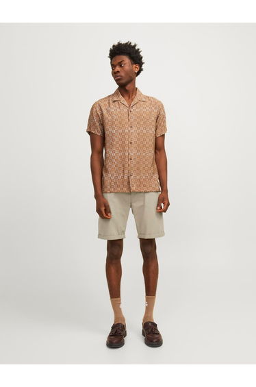 Mid Rise Regular Fit Shorts