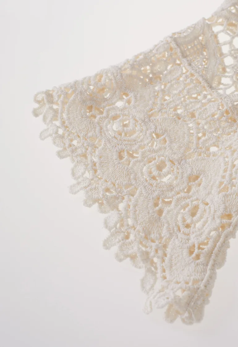 Floral Crochet Bell Sleeve Crop Top for Bohemian Party & Coastal Walk - 4