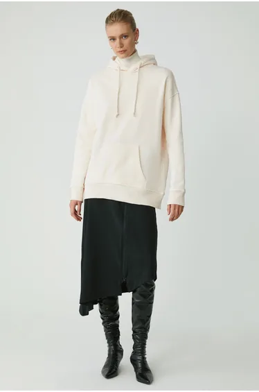 Carly Women's Fleece Lined Soft Kangaroo Pocket Oversize Ecru hoodie