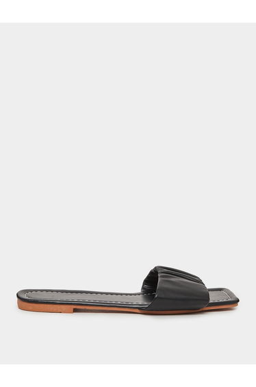 Black Pleated Slip-On Flat Sandals