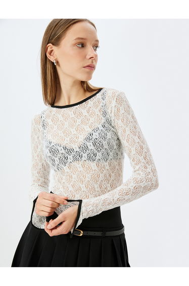 Lace T-Shirt