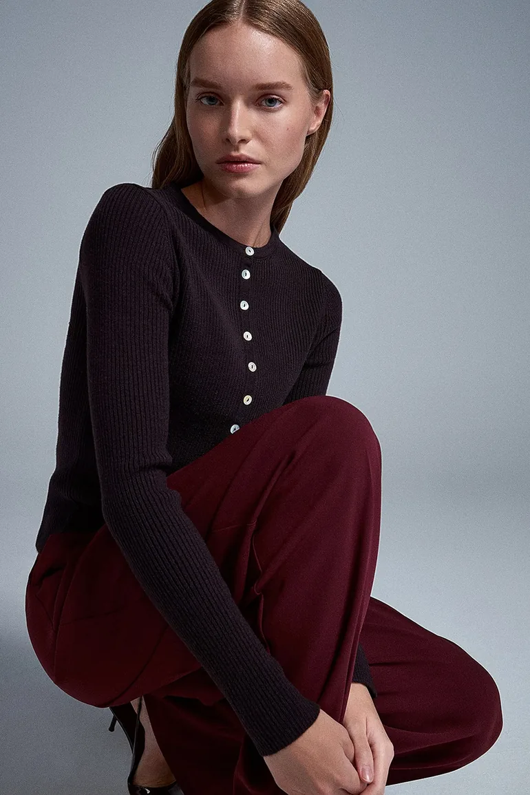 DILVIN Women's Acrylic Wool Blend Sweater - 1