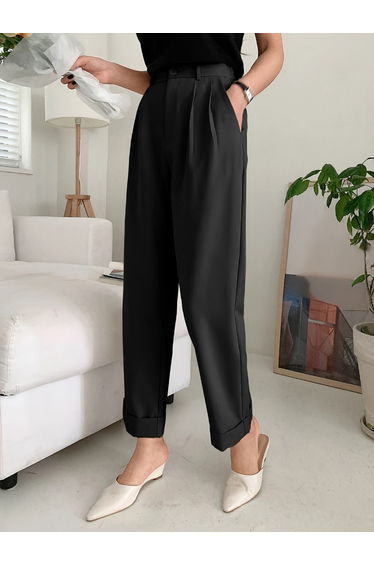 Solid Pocket Detail Straight Leg Pants