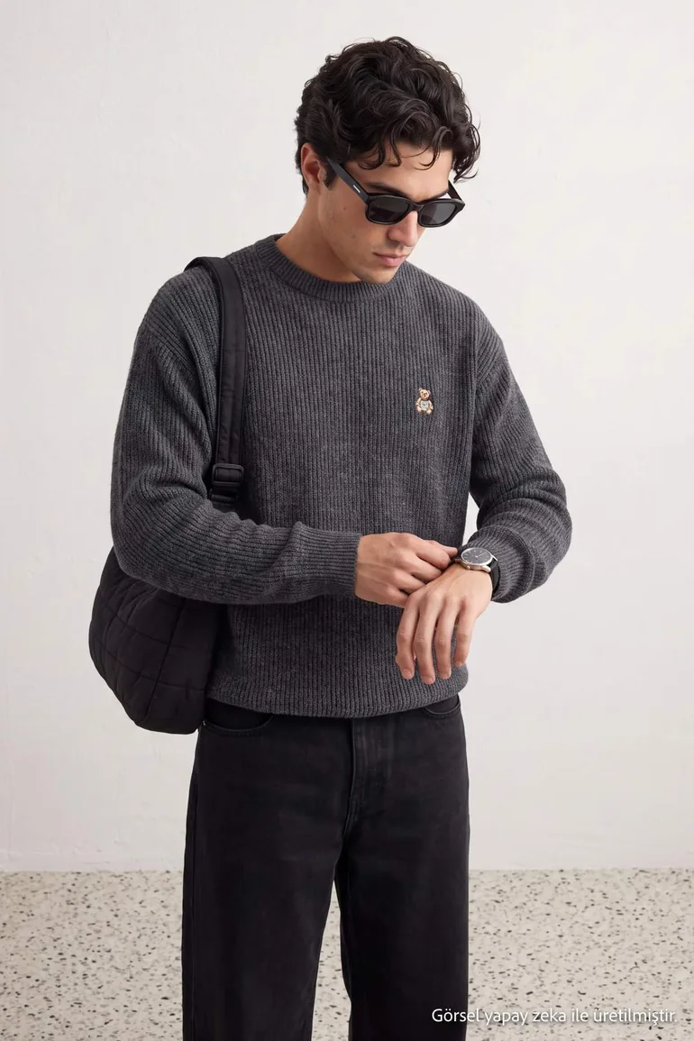 Anthracite Oversize/Wide Cut Crew Neck Bear Embroidered Sweater - 3