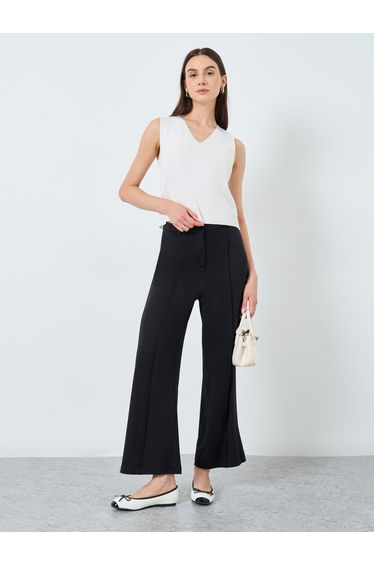 Women Elegant Sleeveless White Tank