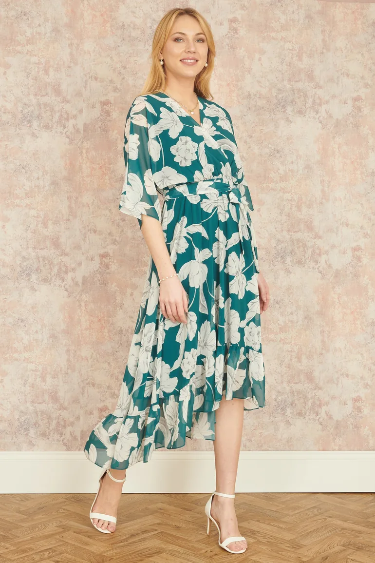 Yumi Green Kimono Sleeves Midi Dip Hem Wrap Midi Dress Yumi Multicolour : Day Dresses : VogaCloset Oman Yumi Green Kimono Sleeves Midi Dip Hem Wrap Midi Dress Yumi Multicolour : Day Dresses : VogaCloset Oman