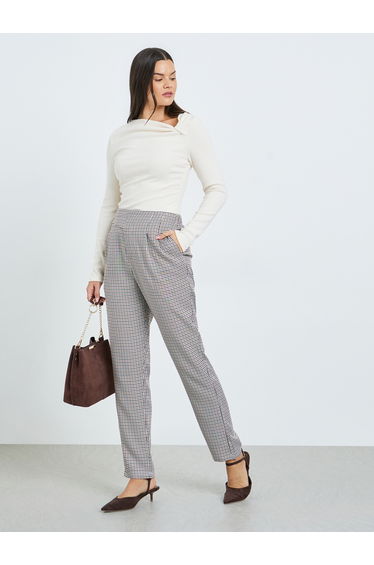 Checkered Tapered Trousers