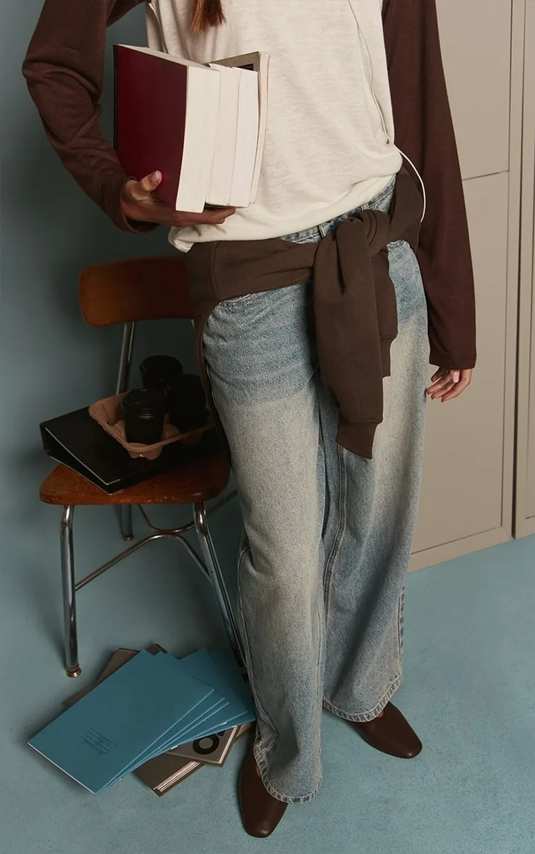 Vintage Blue Wash Low Rise Slouchy Wide Leg Jean - 1