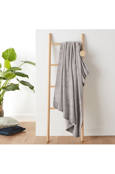 Maxine Fleece Throw in Recycled Polyester