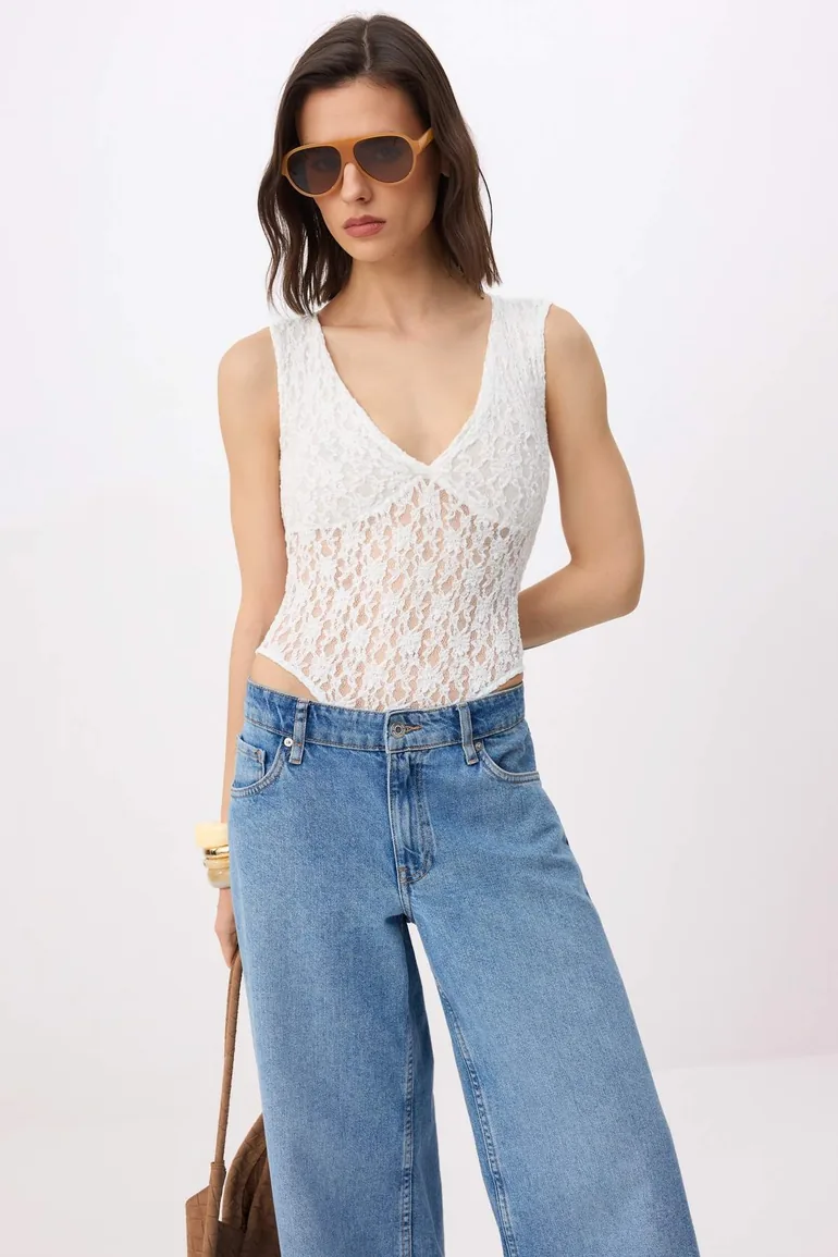 Ecru Bodycon V-Neck Sleeveless Snap Fastener Lace Knitted Bodysuit