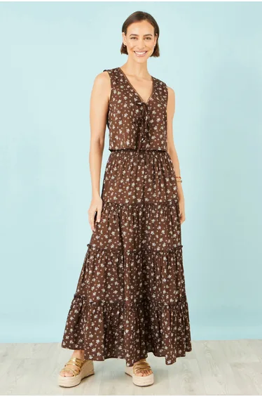 Yumi Brown Daisy Print Maxi Skirt