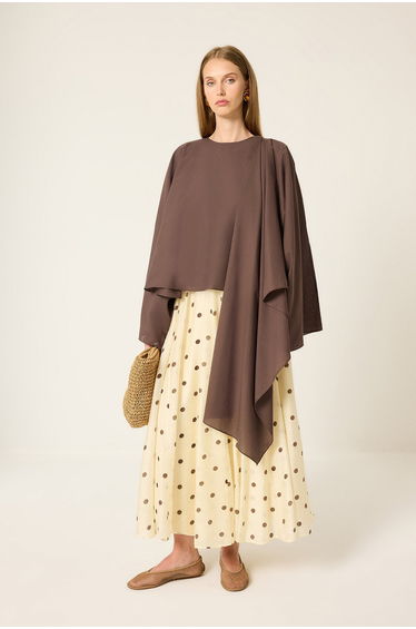 BAT-SLEEVE BLOUSE AND SKIRT SET
