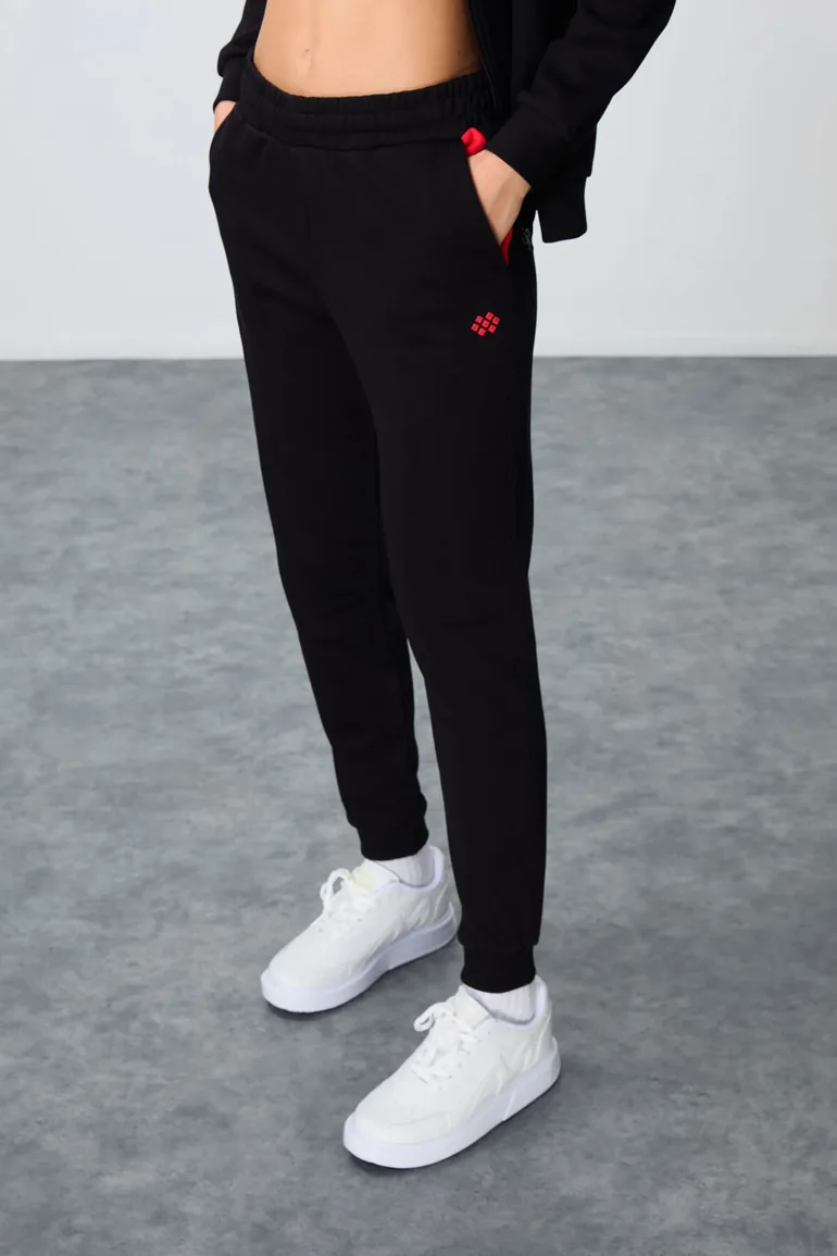 TOMMY Oversized Hooded Zip Sweatshirt And Pants Set - 2
