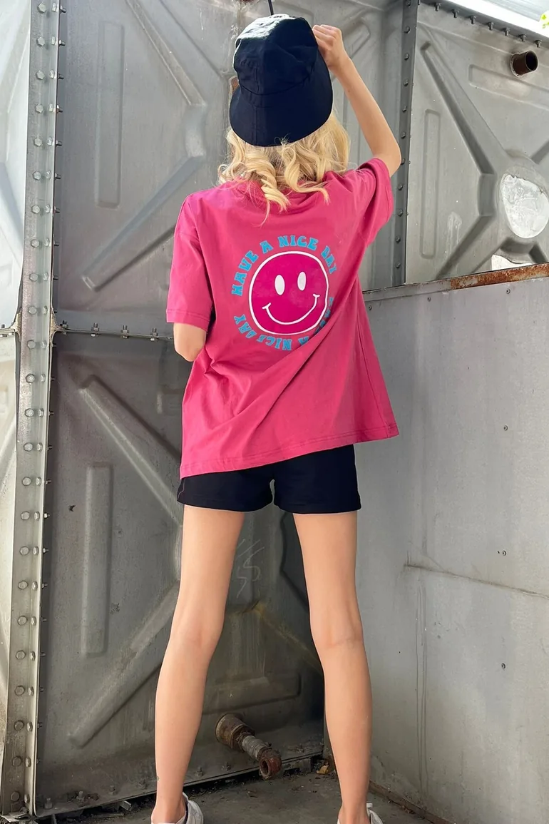 Pink Back Printed Oversize Round Neck Women's T-Shirt - 3