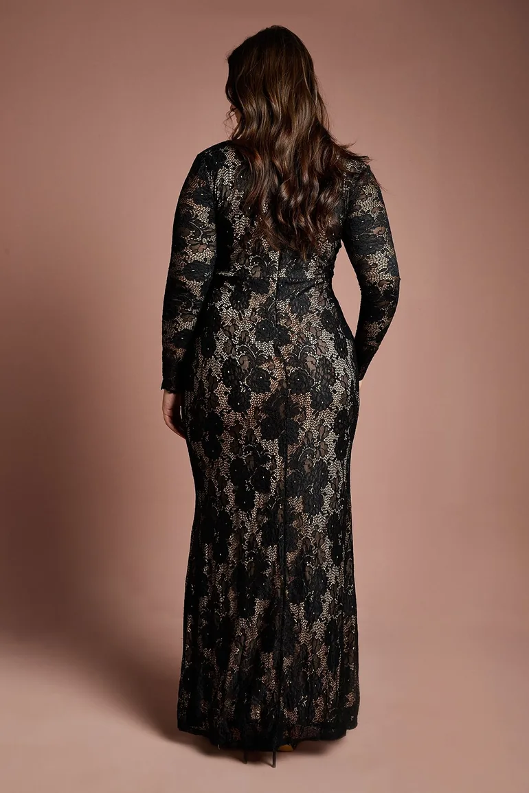 Plus Size Long Sleeve Lace Maxi Dress - 2