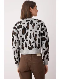 Light Gray Leopard Patterned Crop Soft Textured Knitwear Cardigan - 2