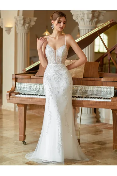 فستان حفلة سهرة بقصة ميرميد بحمالات رفيعة بحمالات رفيعة بياقة V