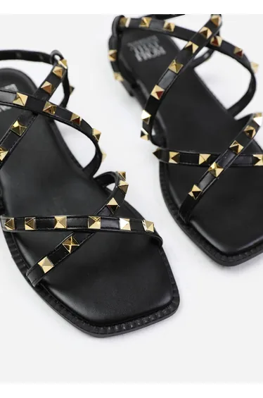 صندل جلد أسود