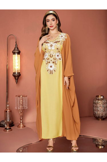Women Yellow Embellished Flower Patch Detail Jalabiya