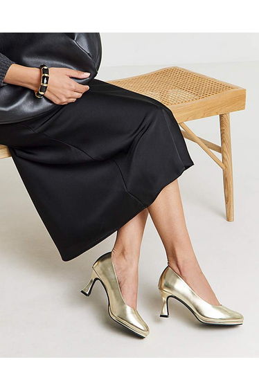 Court Shoe Heel Wide Fit